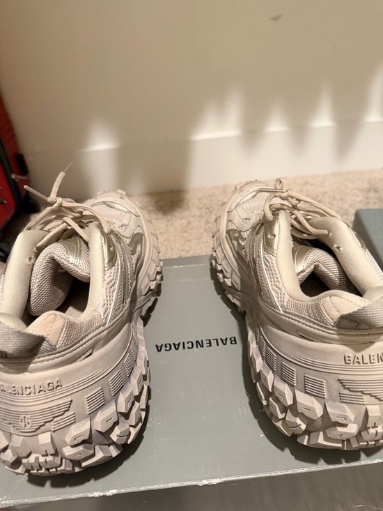 Balenciaga Chunky Track Sneakers in Light Beige - Picture 2 of 3
